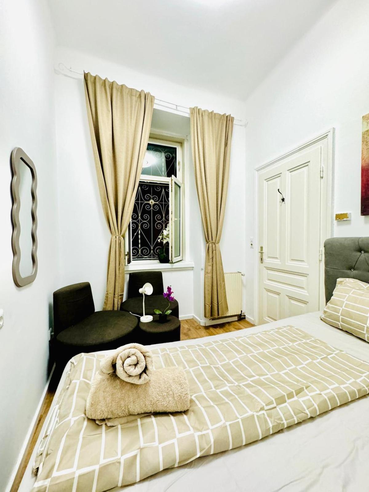 וינה Cozy 9Br Shared Apartment, Only 12Min Walk To Augarten מראה חיצוני תמונה