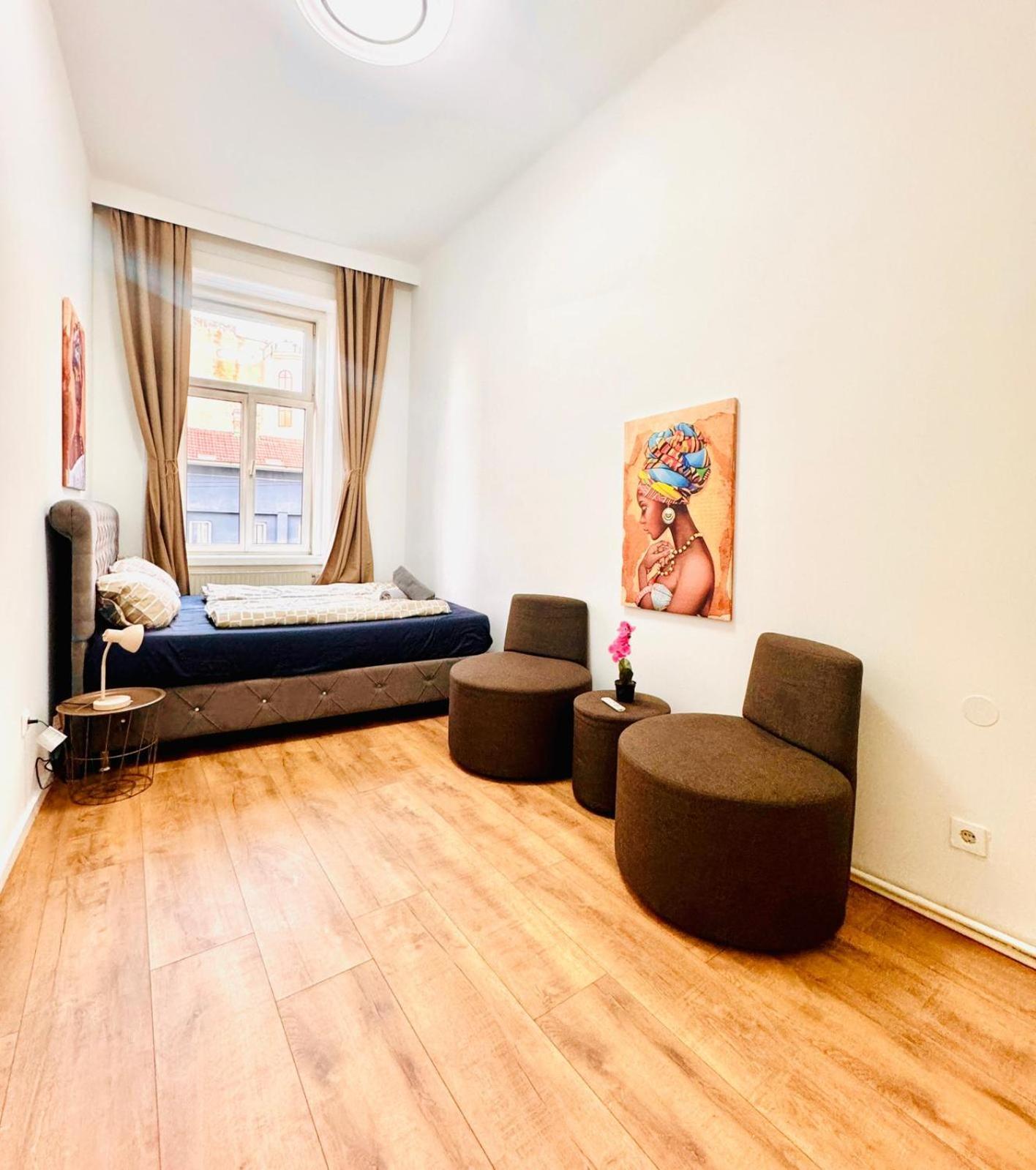 וינה Cozy 9Br Shared Apartment, Only 12Min Walk To Augarten מראה חיצוני תמונה