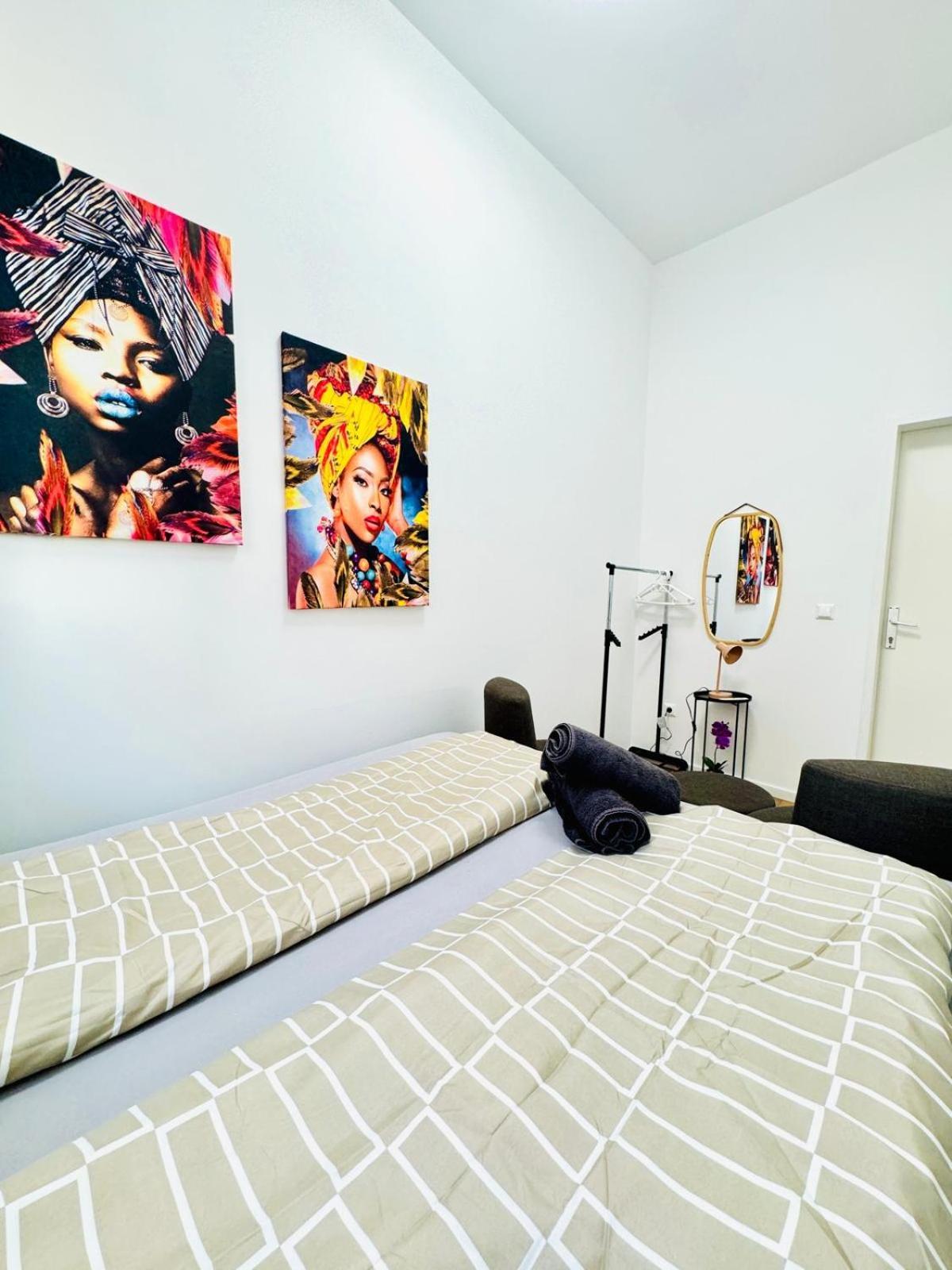וינה Cozy 9Br Shared Apartment, Only 12Min Walk To Augarten מראה חיצוני תמונה
