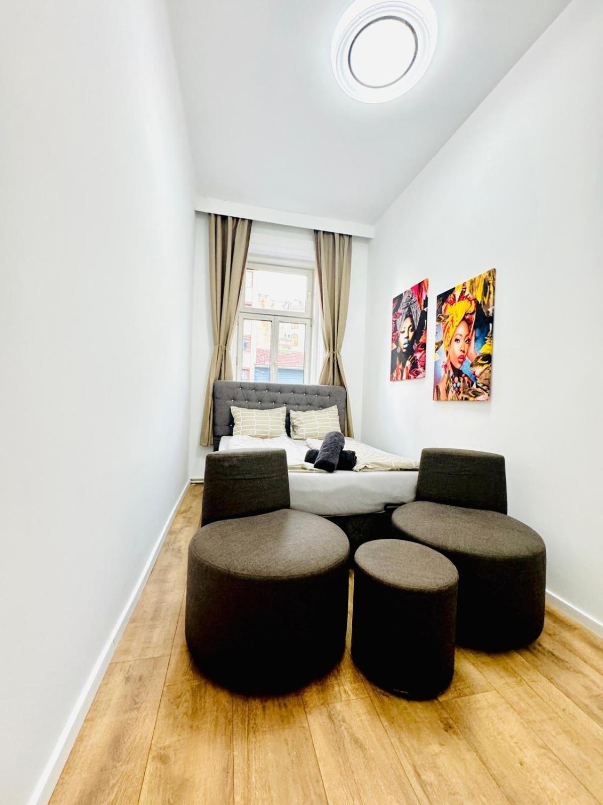 וינה Cozy 9Br Shared Apartment, Only 12Min Walk To Augarten מראה חיצוני תמונה