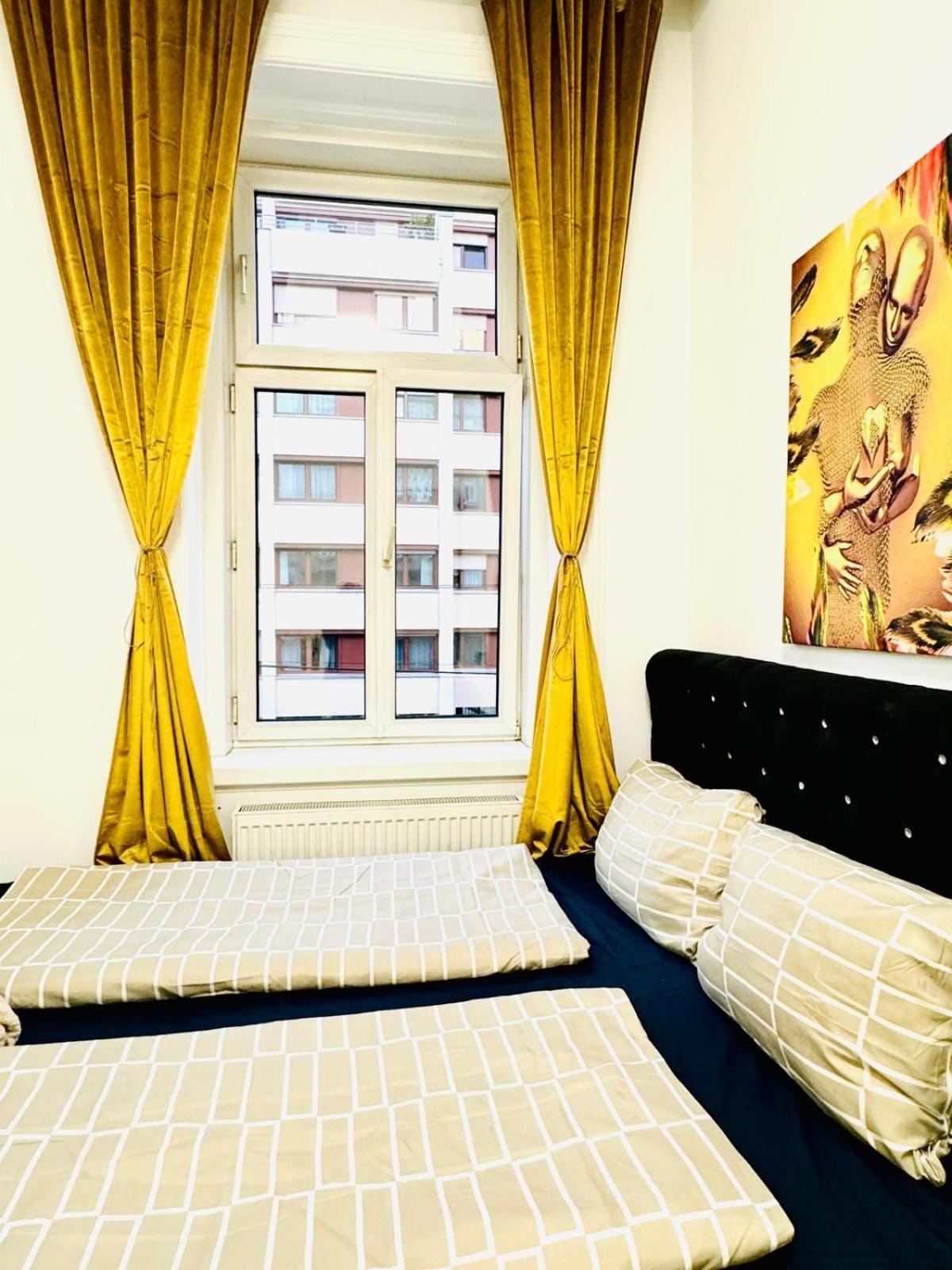 וינה Cozy 9Br Shared Apartment, Only 12Min Walk To Augarten מראה חיצוני תמונה