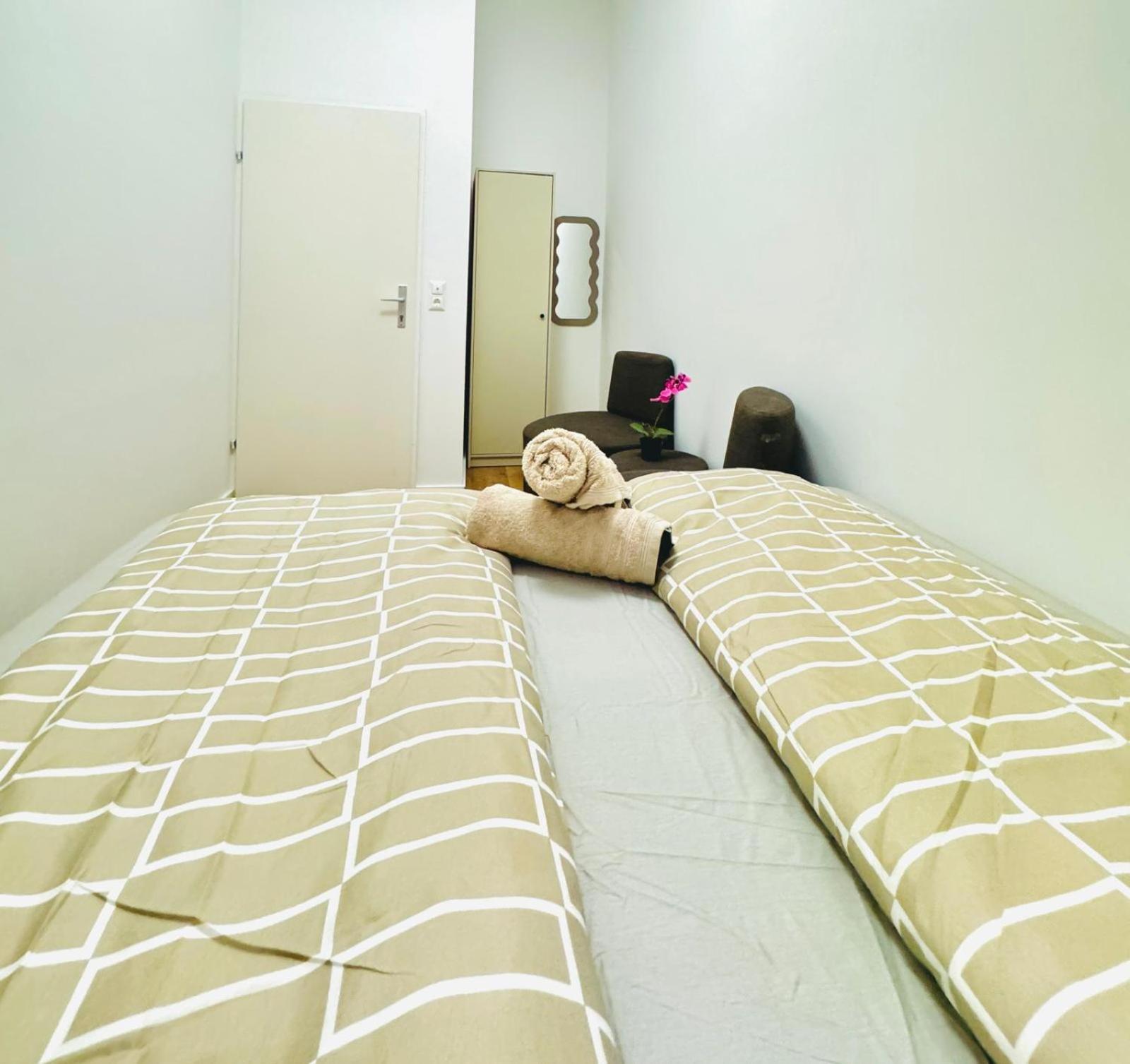 וינה Cozy 9Br Shared Apartment, Only 12Min Walk To Augarten מראה חיצוני תמונה
