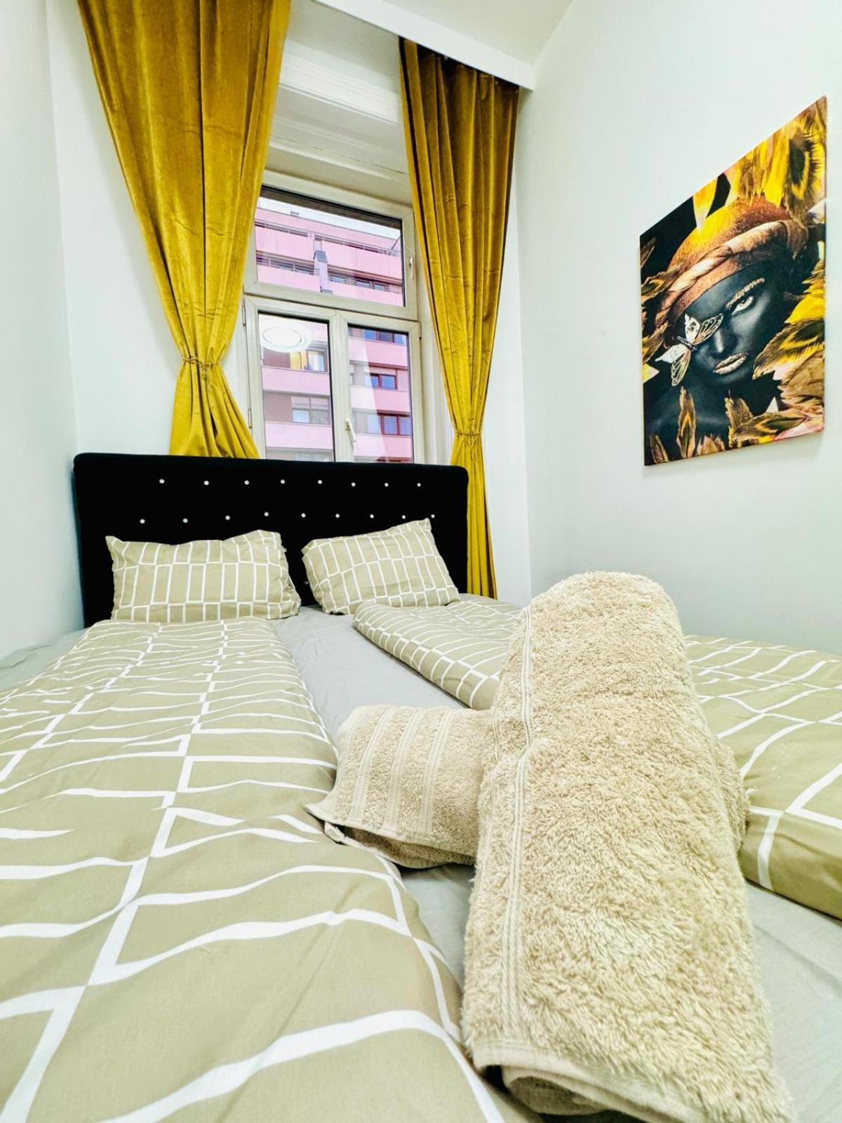 וינה Cozy 9Br Shared Apartment, Only 12Min Walk To Augarten מראה חיצוני תמונה
